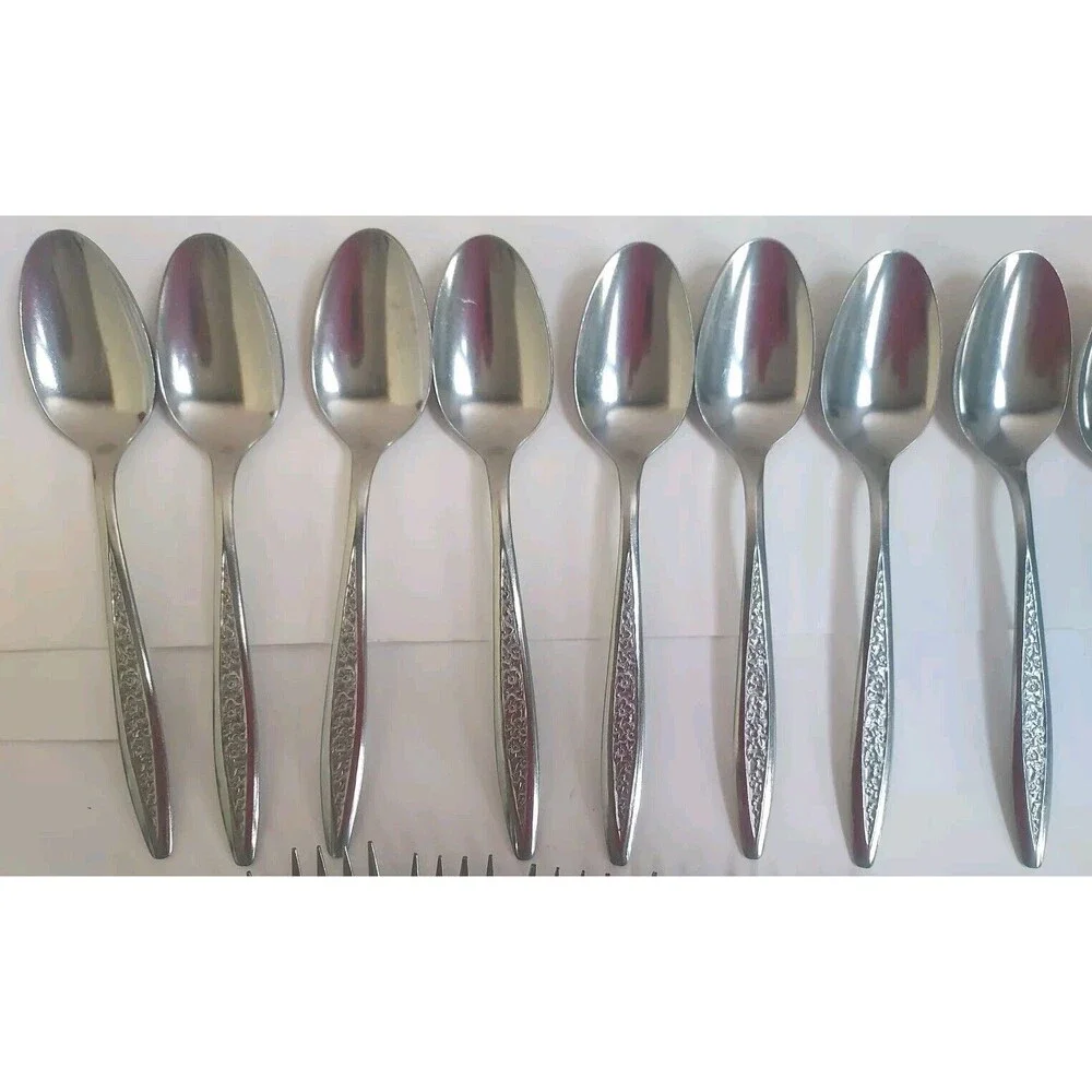 New Superior Stainless USA Radiant Rose 50 Peice Service For 8 + Serving Spoons